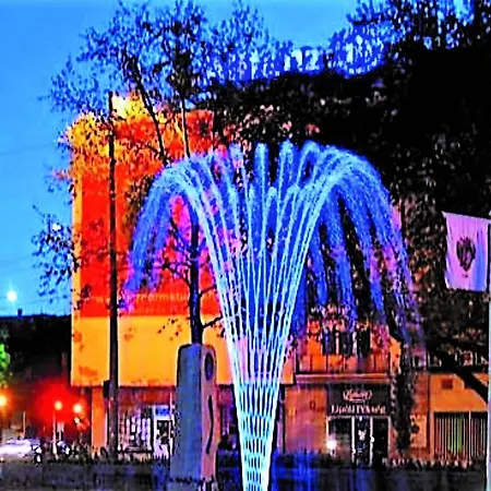 Luca Apartman * Gyor