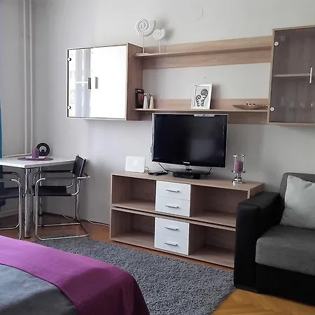 Luca Apartman *