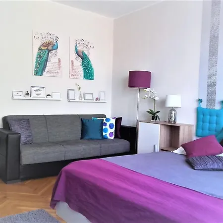 Luca Apartman Апартаменты Дьёр